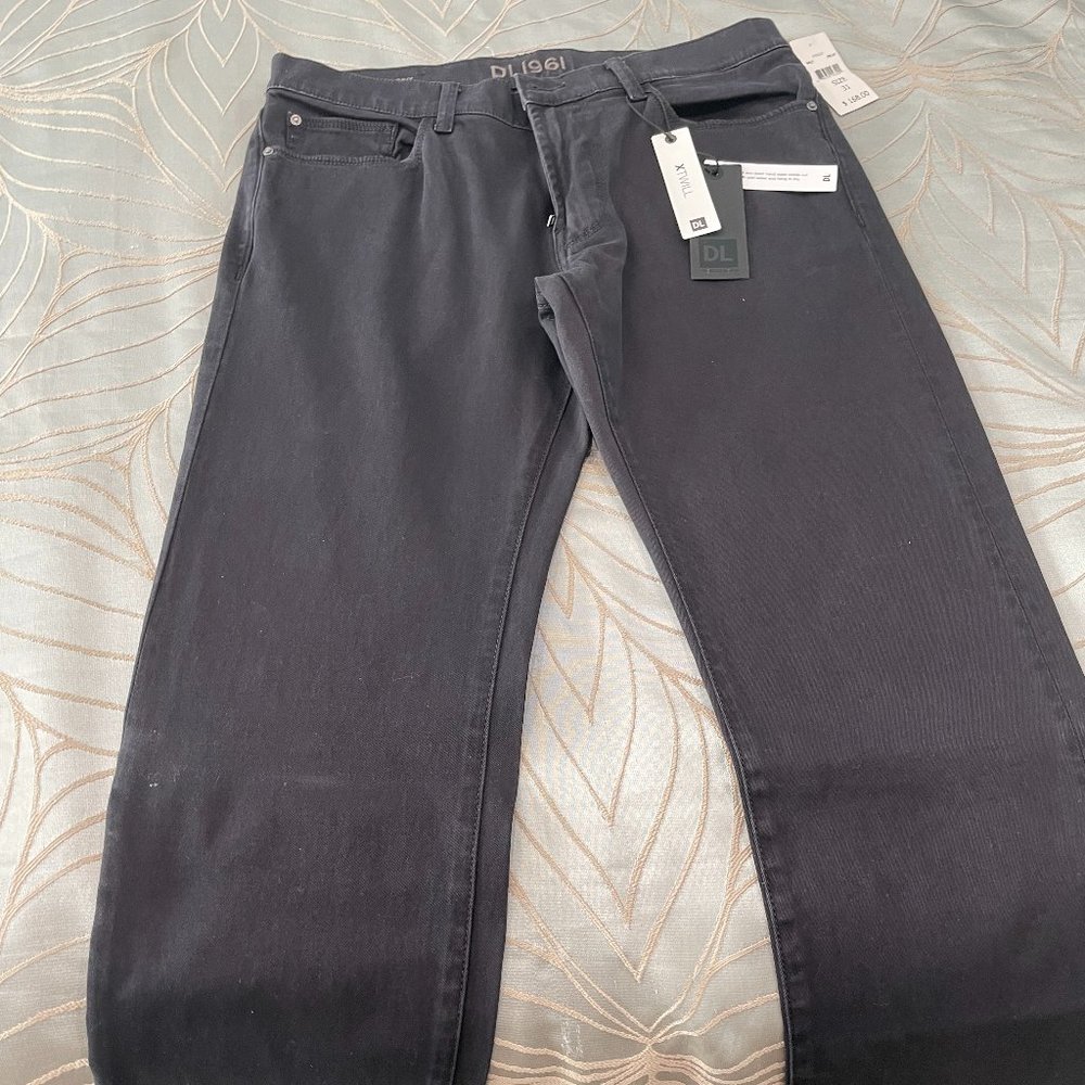 DL1961 BLACK JEANS BRAND NEW